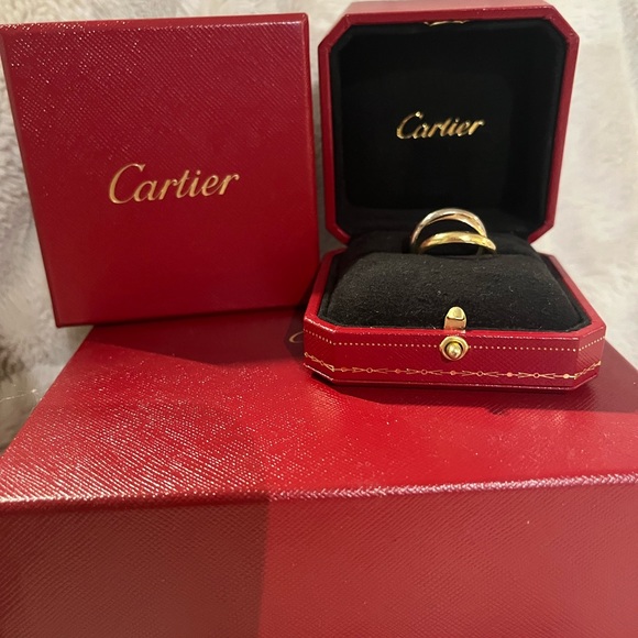 Authentic CARTIER Size 8 (57) - Picture 2 of 4